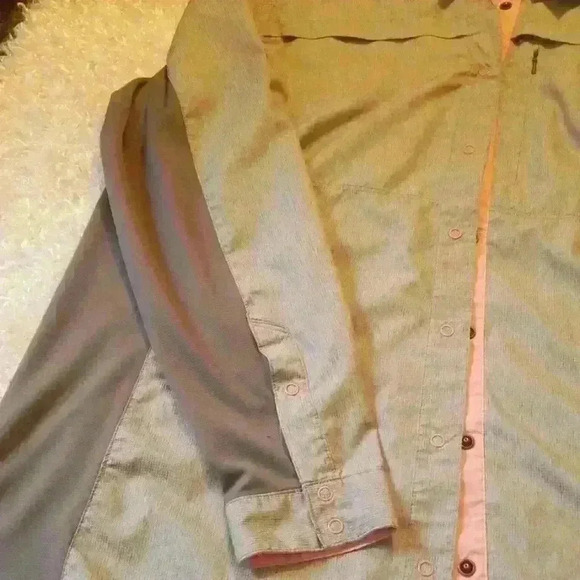 Cabela's Extreme Performance Gear - Picture 2 of 8